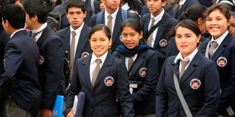 Los diez primeros puestos de segundo de secundaria podrán postular a colegios de alto rendimiento