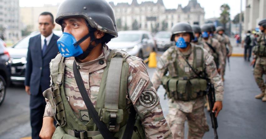 Policías usarán armas no letales para defenderse