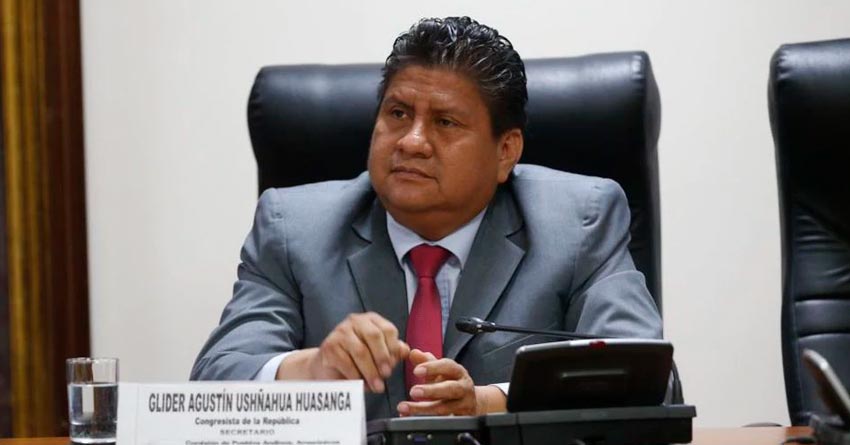 Excongresista fallece de neumonía